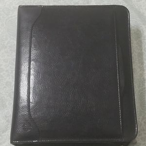 Franklin Covey Classic Leather Planner with Pull